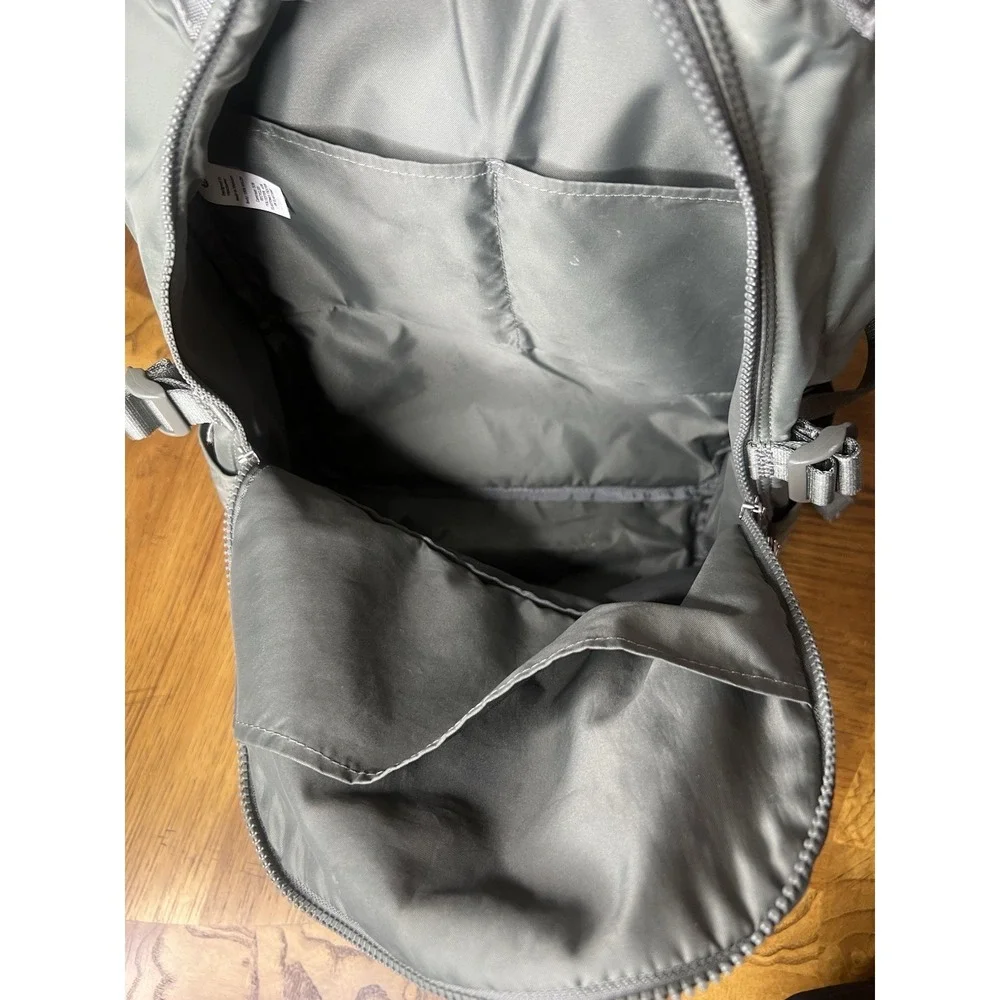 Lululemon Crew Backpack 22L Bag Olive Green‎ *FLAWS to Front/Sides of Pack*